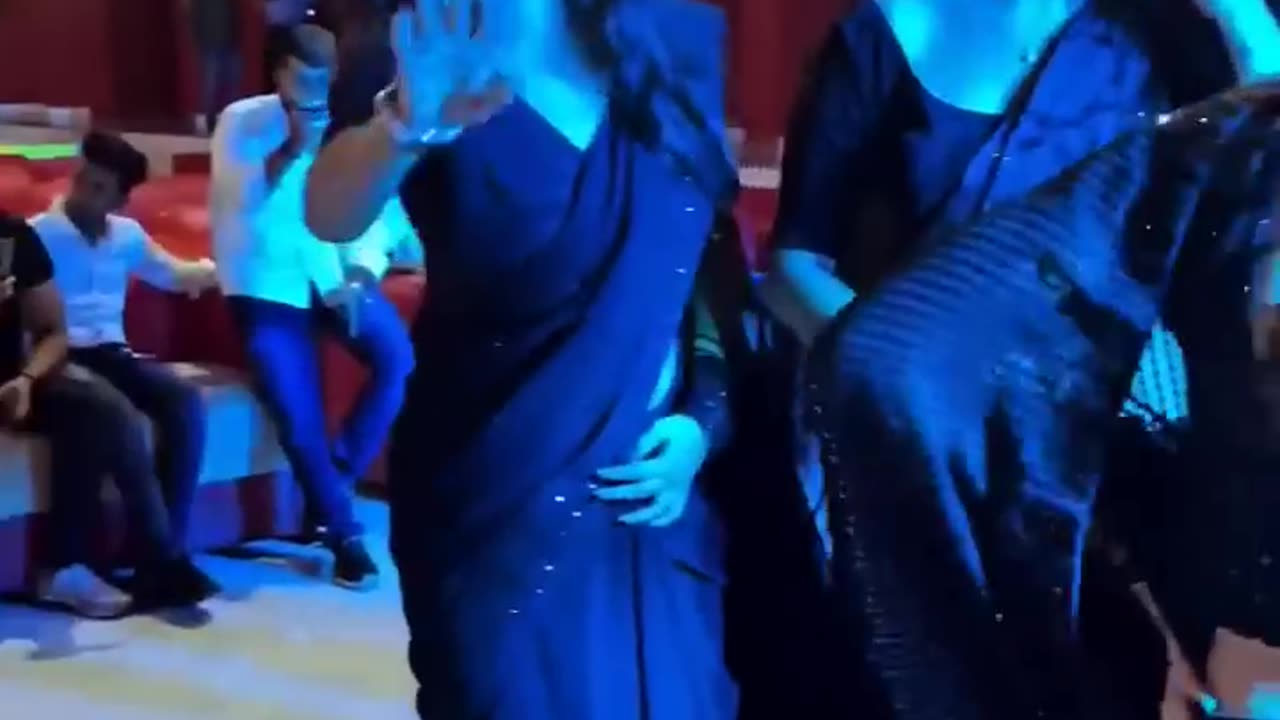Bojpuri Dance Cute Girls #viralreels #trandingreels #trandon