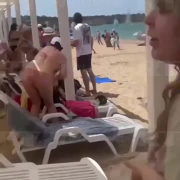 Death toll hits 5 in Sevastopol beach shelling