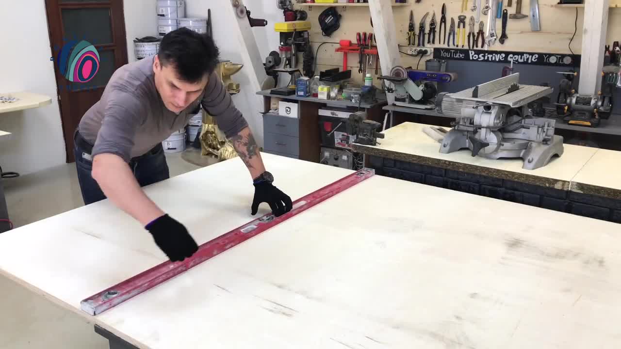 Amazing Table of Flowers and Epoxy resin.