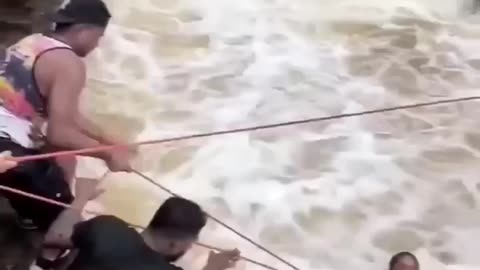 Respect to the brave rescuer