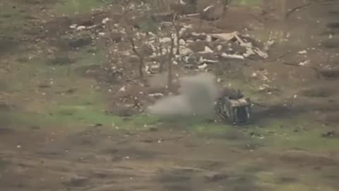 💥🇺🇦 Ukraine Russia War | Kamikaze Drone Strikes Russian MG Position | Shaitanka River | Novoma | RCF