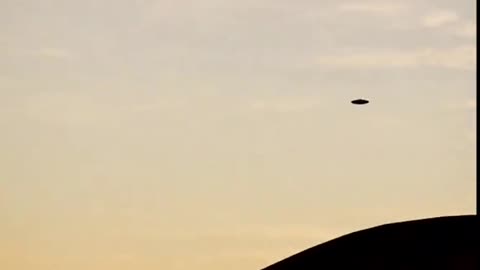 3 UFOs are intercepted by USAF F-22 Raptors over the central Nevada desert.