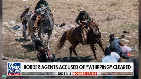 Border agents cleared after accusations of 'whipping' migrants