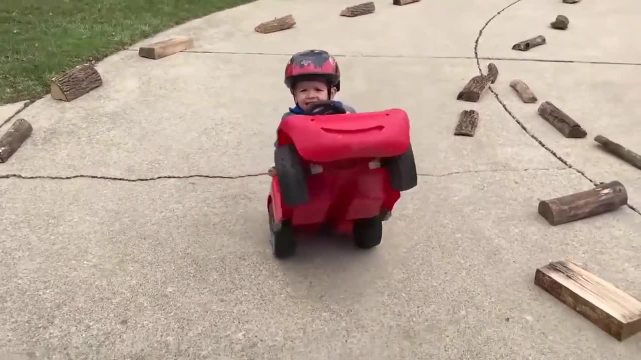 Try Not To Laugh With Funny Babies