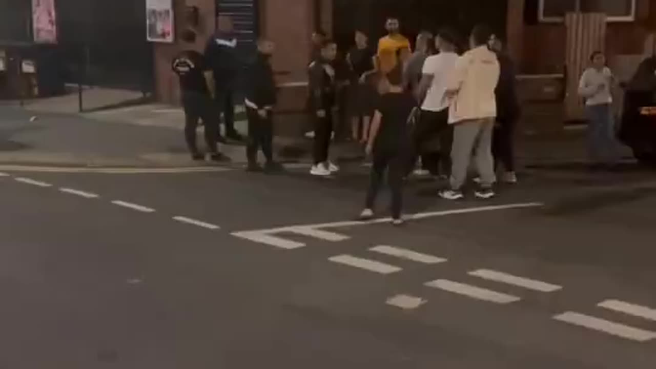 Lets drop in and see how Harehills is doing!!! Oh just an average night I see...