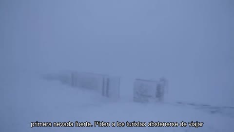 En los Cárpatos, hay una temperatura negativa en septiembre y las primeras nevadas fuertes. Se pid