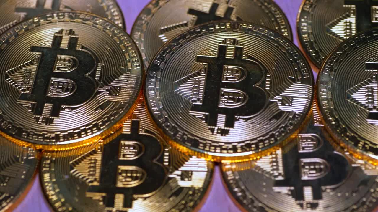 Bitcoin Stabilizes After Margin Calls Fuel Biggest Plunge in Month