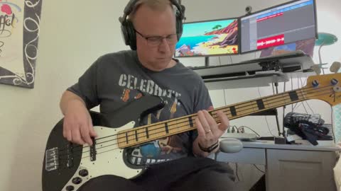 La Isla Bonita - Bass Cover