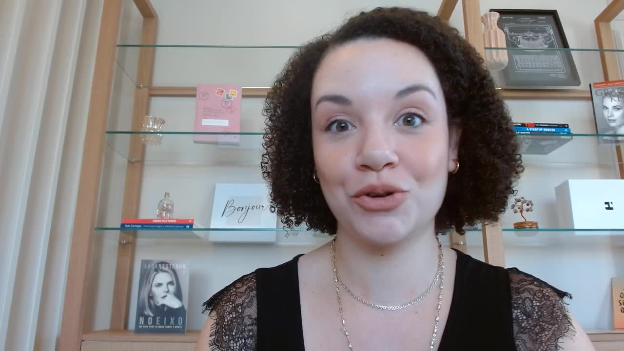 Carolina Lucchetti - Como fazer um portfólio de social media mesmo sem ter clientes?