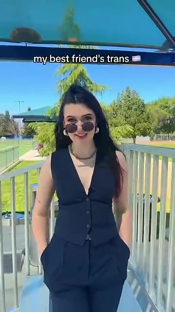 the difference between a TRANS 🏳️‍⚧️ best friend vs. CIS 🏳️‍🌈 best friend