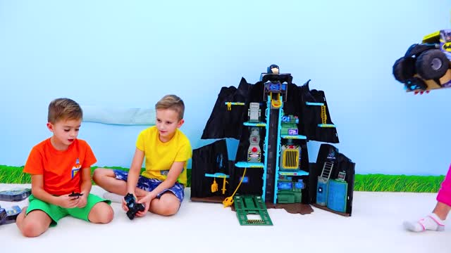 Vlad and Niki save Batcave and play with Batmobile RC - Toy story for children