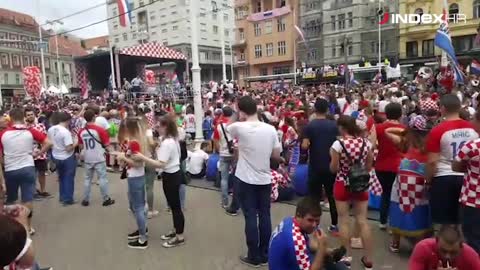 Trg željno iščekuje Vatrene