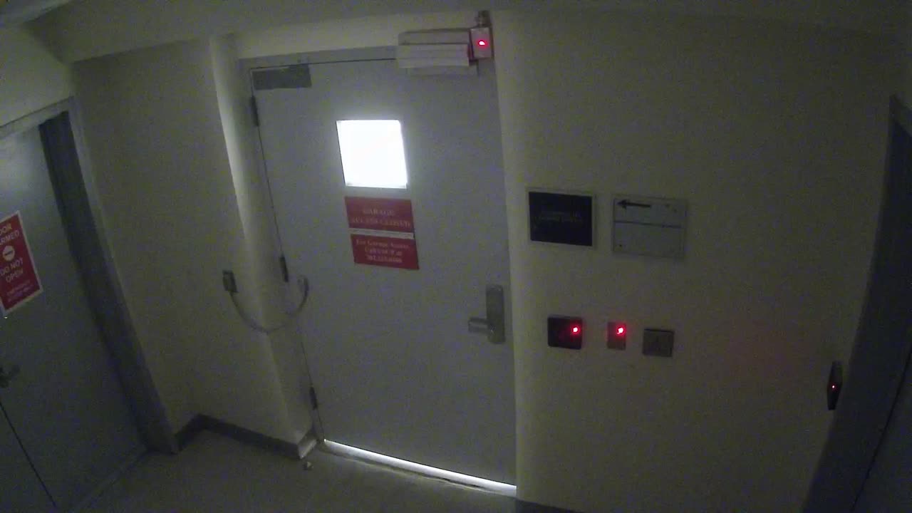 5180CHOBBANorthLobbyStair8_2021-01-06_17h40min03s447ms.mp4