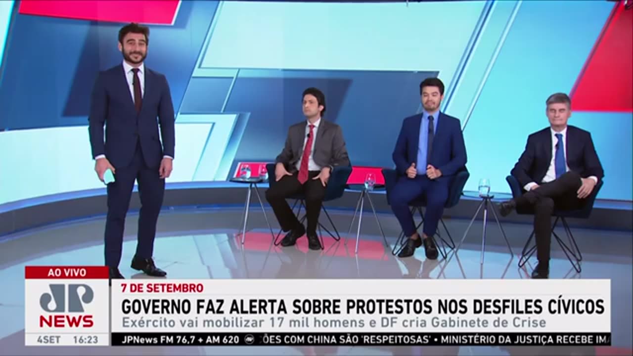 Defesa e GSI não têm imagens que comprovam encontro entre Delgatti e Bolsonaro