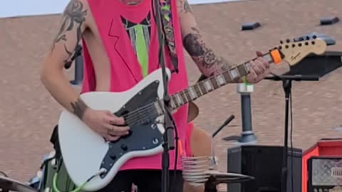 Skipping Stone "Red"