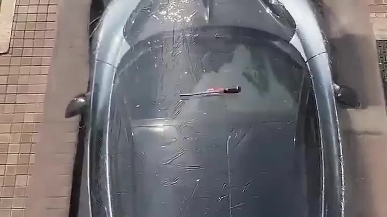 Bubble To Protect Car