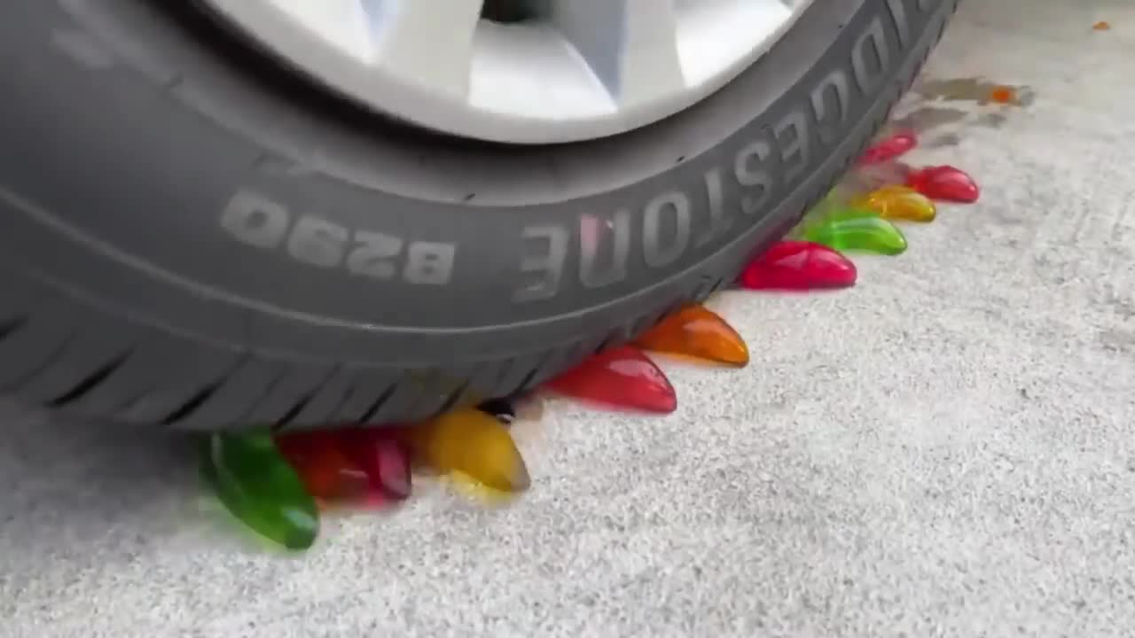 Satisfying & Relaxing Crushing Crunchy & Soft Things by Car Videos, asmr video