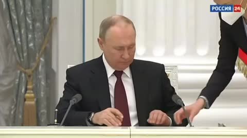Putin decides to immediately recognize DPR, LPR sovereignty - Signs