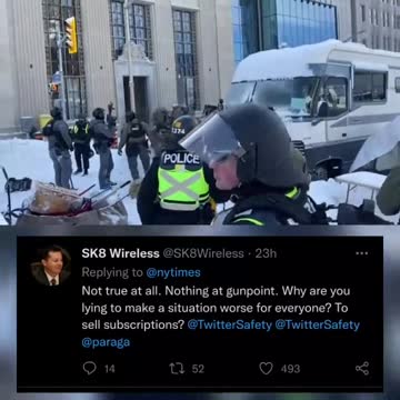 Twitter misinformation incorrectly claims police did not do anything "by gunpoint"