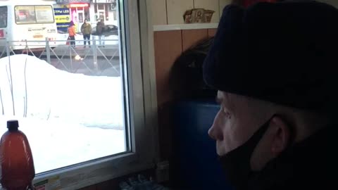 2022-03-02 Отбили своего у товара с погонами