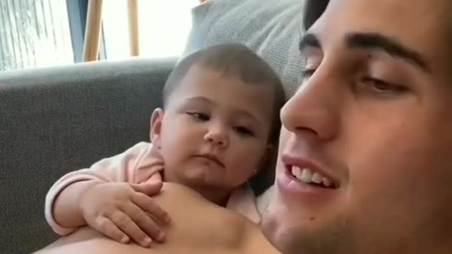 Baby cute reaction after seeing father ❤️ attrac