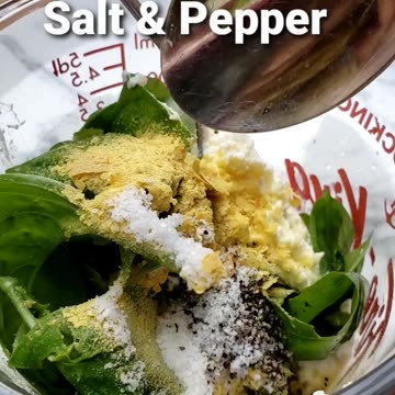 Fresh Basil Leaves and Cottage Cheese Salad dressing
