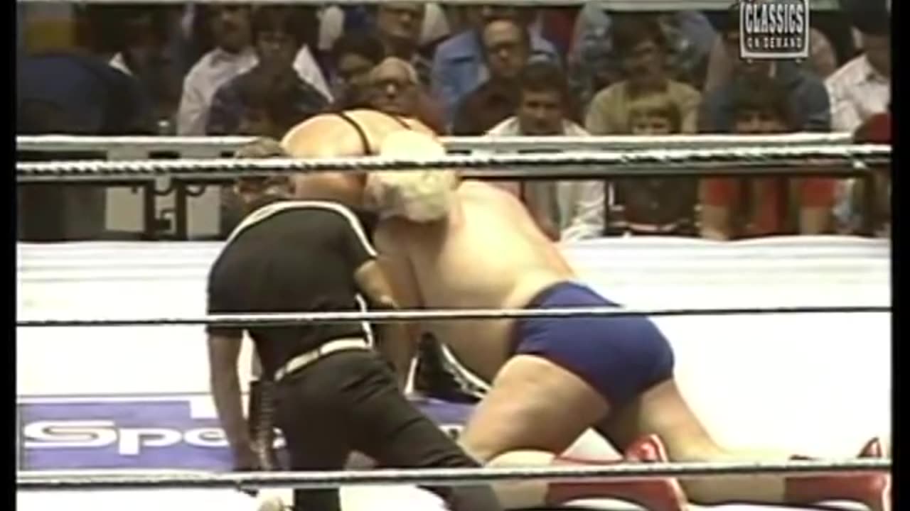 Andre the Giant vs Ken Patera (Oct 1980)