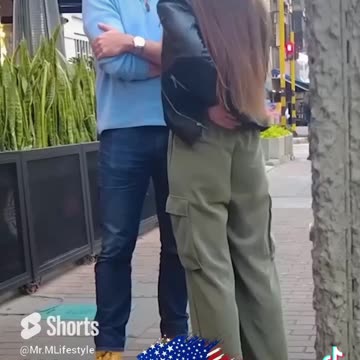 Approaching A Russian Girl In Bogota, Colombia #shorts