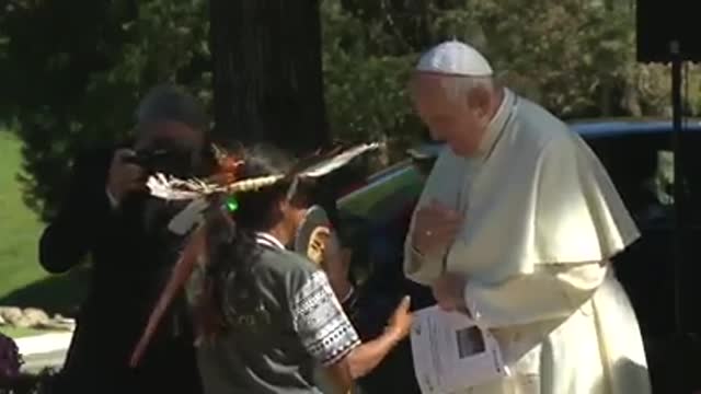 Adoracion de la pachamama en el vaticano