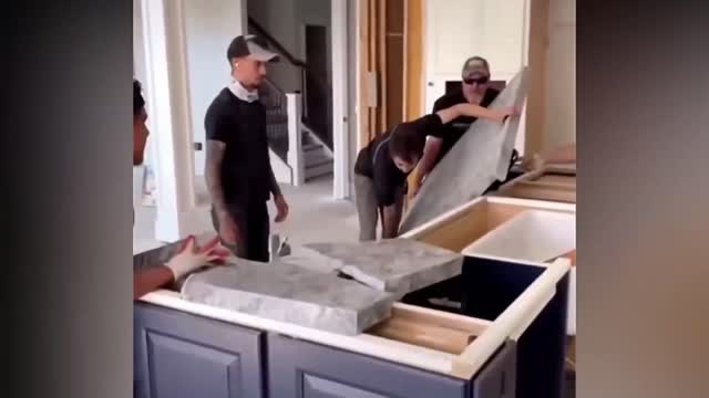 TOTAL IDIOTS AT WORK BUT SO FUNNY 13