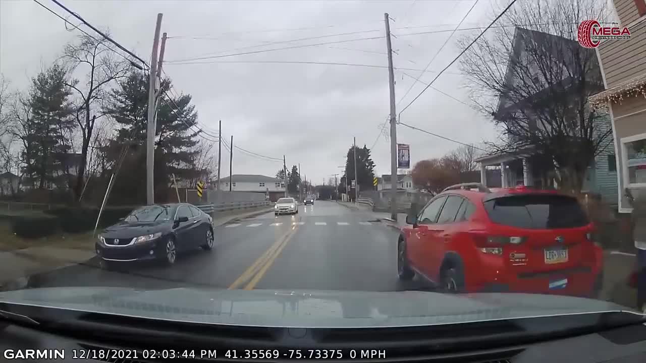 Idiots in car Compilation dashcam