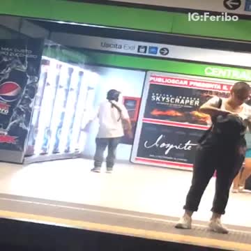 Man tries to break into a vending machine