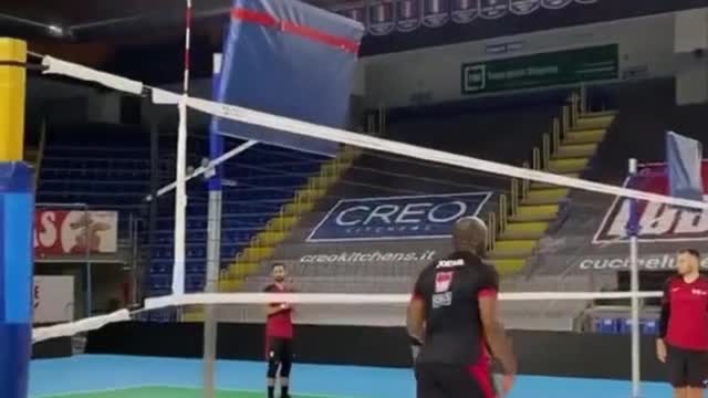 Men Volleyball..Hitting Tips. Great Spikes..Avoid Block 🔥🔥🔥