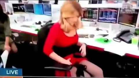 Weathergirl Skirt Malfunction On LIVE TV!!