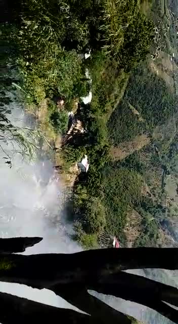 Tres incendios de gran magnitud atendieron los Bomberos este jueves en Bucaramanga