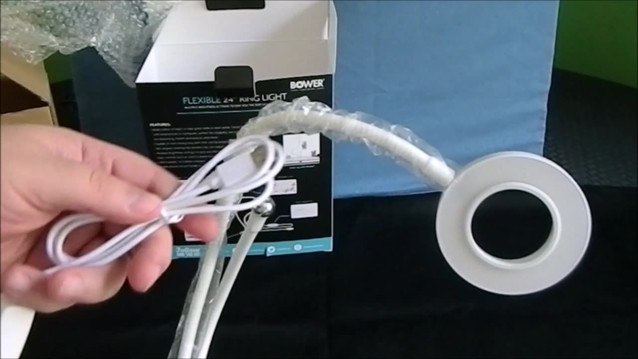 Unboxing Bower 24 Ring Light