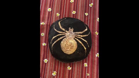 Creepiest Bread Ever: Spider Sourdough