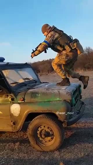 CHIẾN BINH #UKRAINE BẮT ĐƯỢC MỘT CHIẾC XE THUỘC LỰC LƯỢNG #NGA