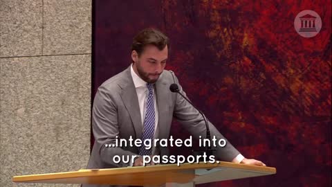 Dutch Politician Thierry Baudet Drops COVID19 Red Pills at Parliament