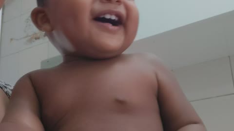 Encha a tua vida com alegrias, ela é curta demais para agonias.