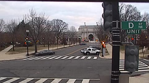 1852QNE00Del-DNE_2021-01-06_07h27min28s503ms.mp4