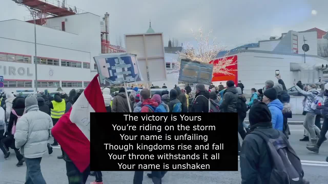 The Victory is Yours~mit Bildern von Demos in Österreich