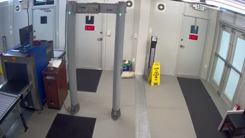 0972USCG00SouthTrailer_2021-01-06_18h20min02s287ms.mp4