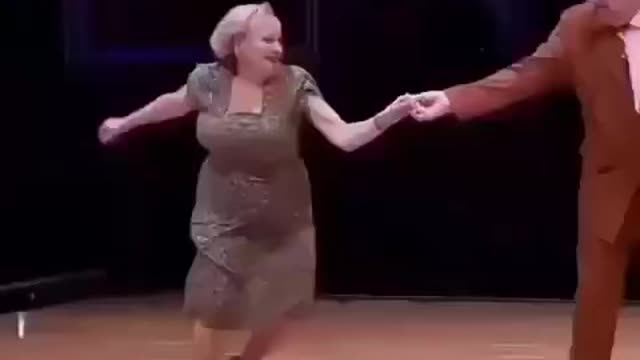 Old couple awesome dance performance