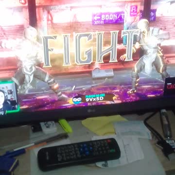 jogando mortal kombate ultimate PlayStation