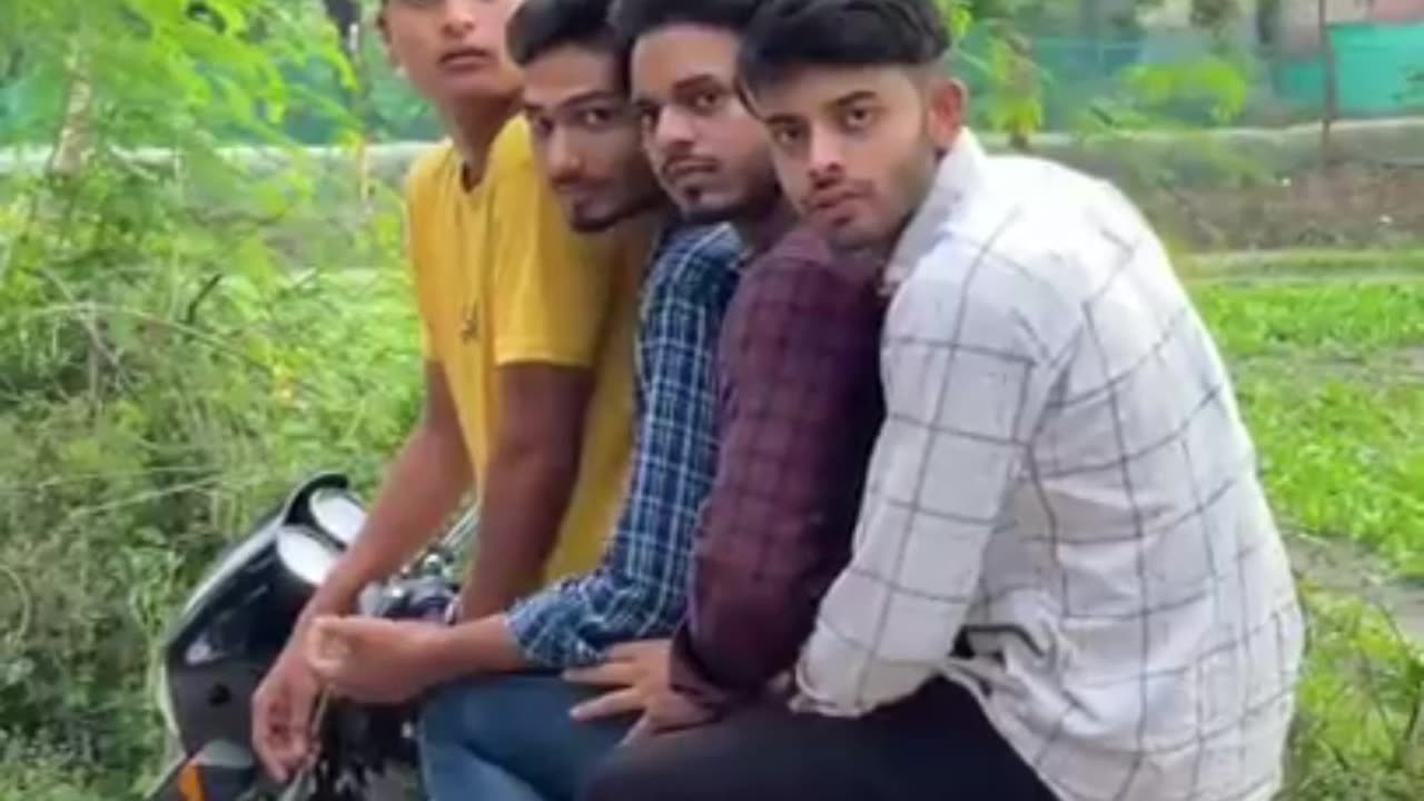 Girls Vs Boys 😂 watch till the end 😂