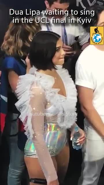 Dua Lipa Got Impressed By Christiano Ronaldo | She Really Likes Him