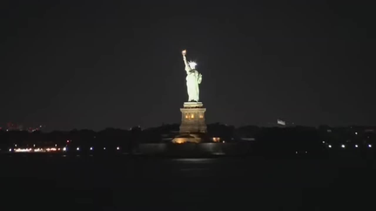 Boston Blackie and Lady Liberty (Live feed pre-recorded)