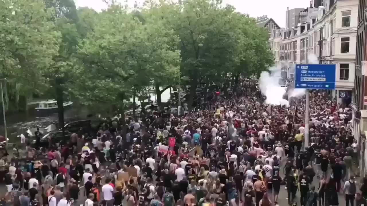 Amsterdam Mass Protests against Pharma-Fascism