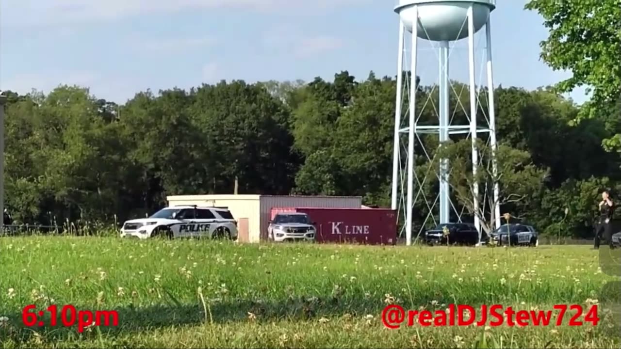 TRUMP RALLY -shots fired.